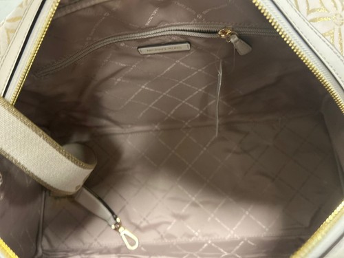 Michael Kors Travel Small Trolley Bag + Duffle Bag+XL Weekender Bag(Light Cream) - Picture 16 of 24