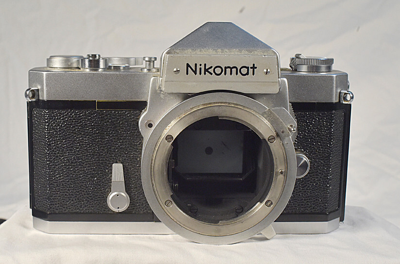 完動品　Nikomat FT + NIKKOR-H Auto 50mm f/2 Nikon Nikomat (Nikkormat) FT Nikkor-H Auto 50mm f2 Lens ⁄ Original