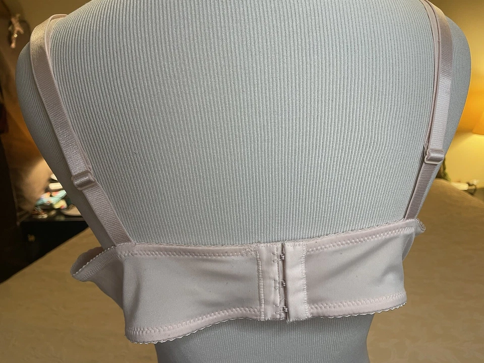 Sujetador Rampage Intimates Rosa Encaje Push-up Con Aros Cierre Trasero 40D Foto 2 de 4