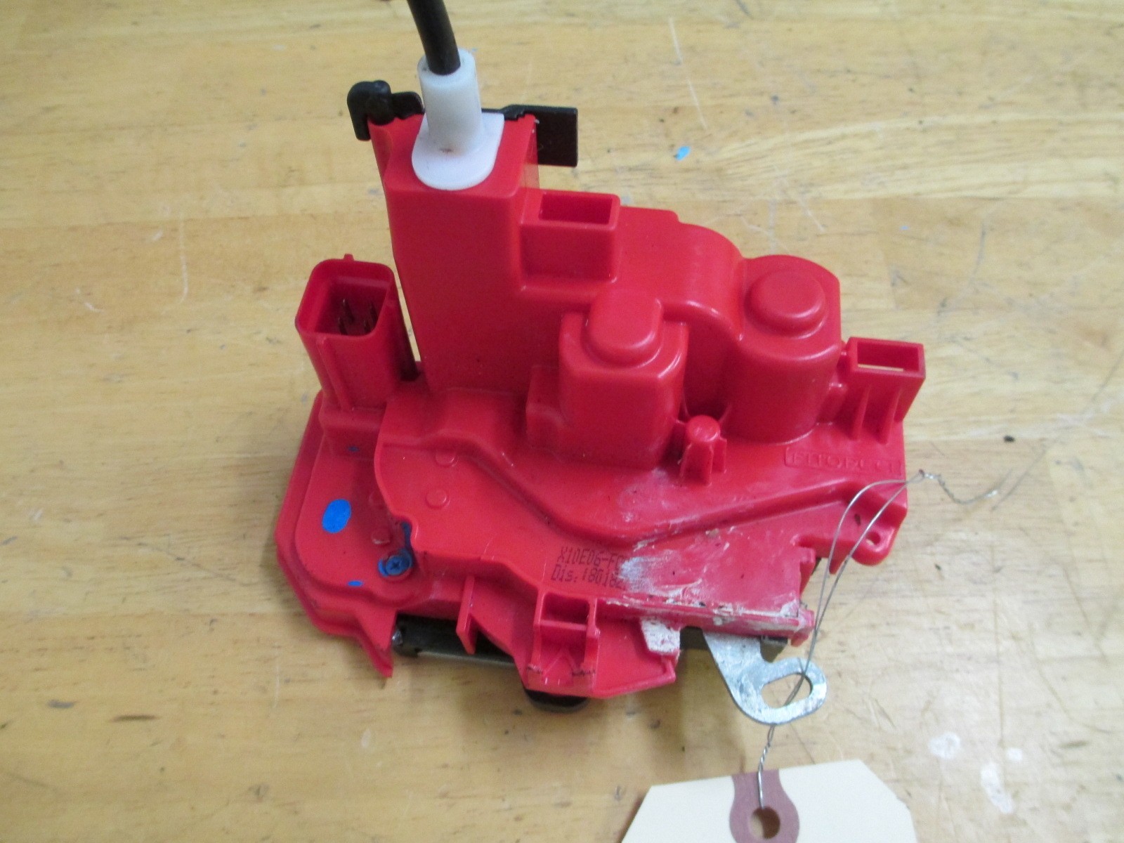 Ferrari 458 RH Door Lock # 81486600