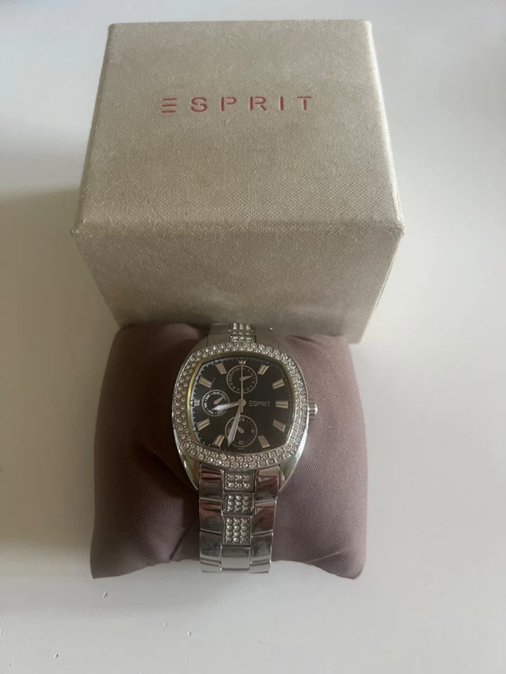 Esprit Women’s watch - authentic, black silver model 102022001 - image 3 of 4