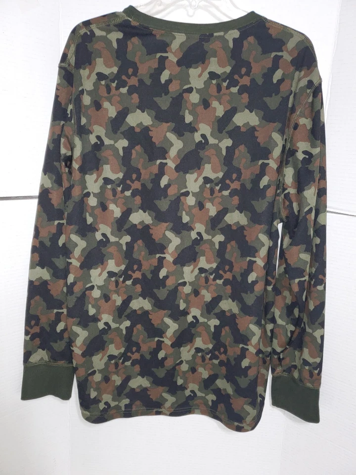XTEK Woodland Green & Black Camo Base Layer Crew top Men's XL - Image 3 of 3