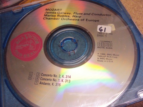 Lot 3 James Galway - Mozart Concertos/ Quartet & Dance for Flute RCA Victor BMG - Imagen 2 de 4