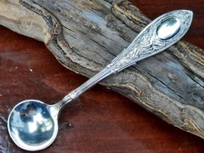 Sterling Silver Whiting Mfg. Co. Arabesque Master Salt Spoon, no Monogram
