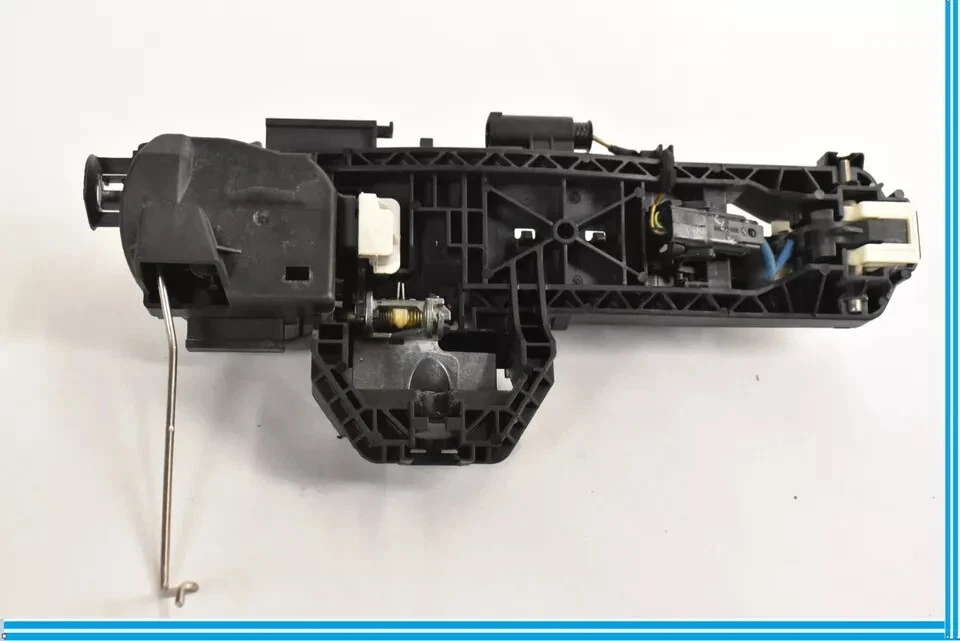 Manija de puerta exterior delantera izquierda del lado del conductor OEM 12-18 MERCEDES W218 CLS550 CLS63 Foto 4 de 4