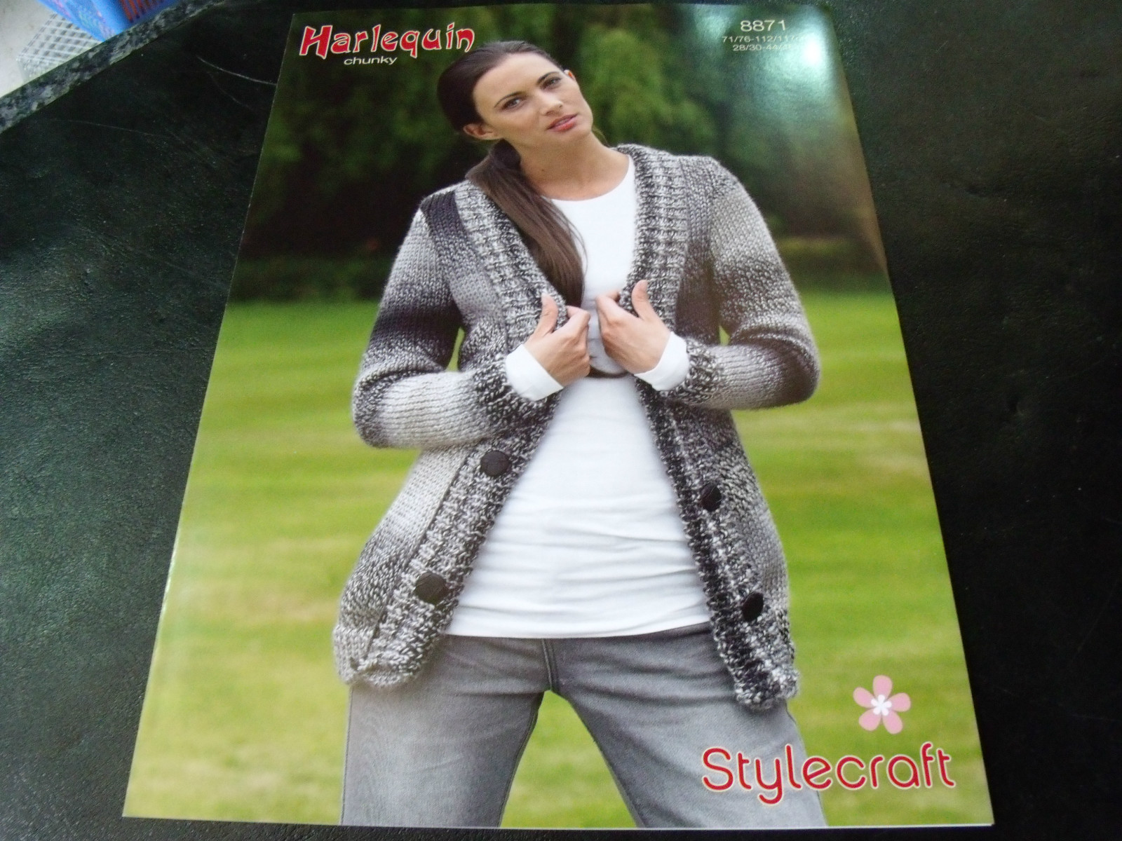 Stylecraft Chunky Knitting Pattern 8871   28 / 30 - 44 / 46 ins Ladies Cardigan