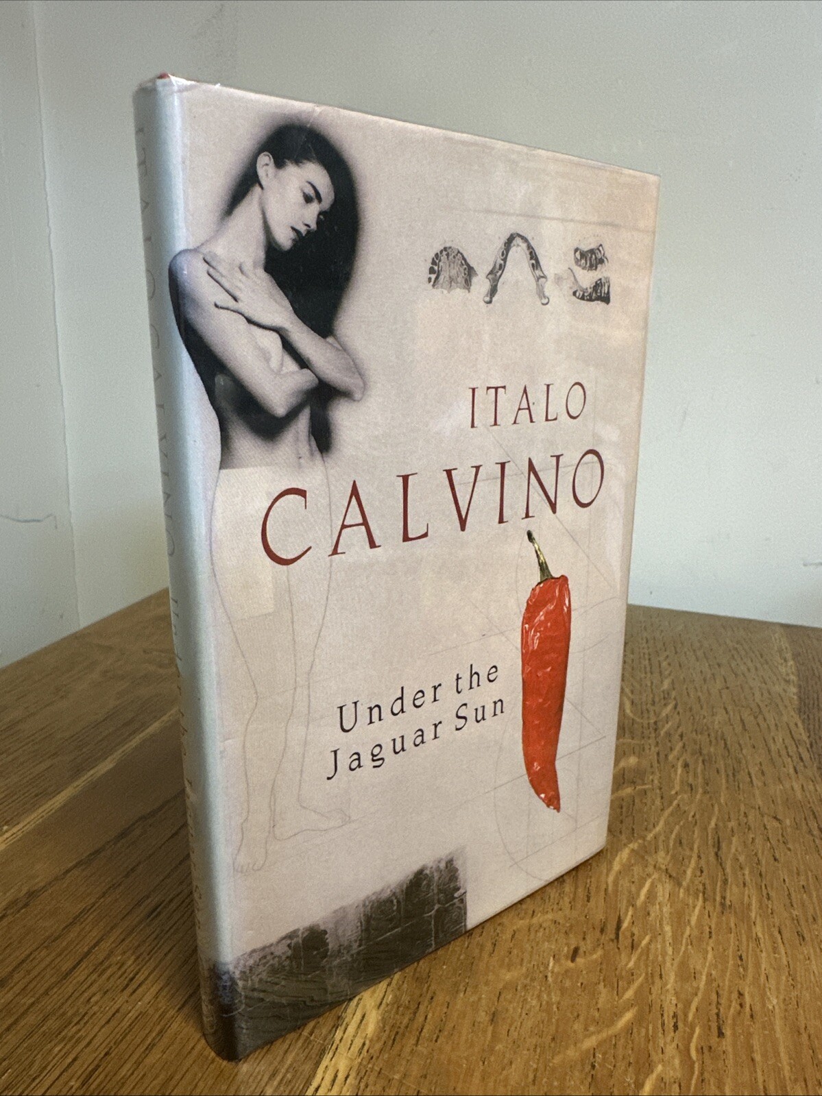 Under the Jaguar Sun by Italo Calvino 1992 UK 1st/1st HB Jonathan Cape VGC