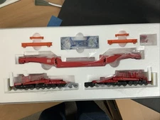 Trix Marklin HO Schnabel 24 axel Transport Car with Stamping Machine Base