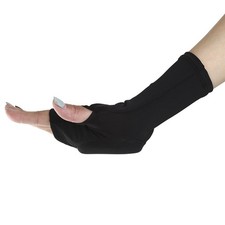 Ice Skating Protective Wrist Pads Perfect for Winter Sports Enthusiasts