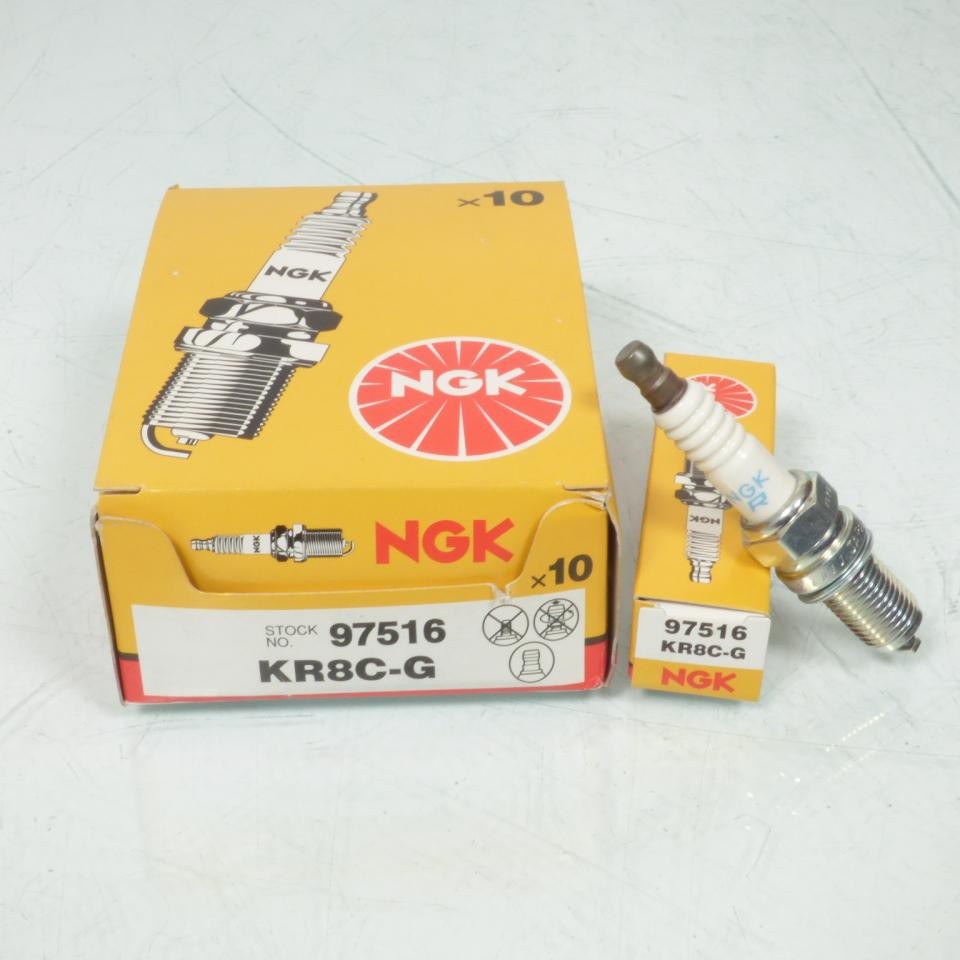 Bougie Ducati 400 SS NGK KR8C-G pour stopper les ratés d'allumage