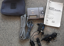 Sony Portable MiniDisc Recorder MD Walkman MZ-R3