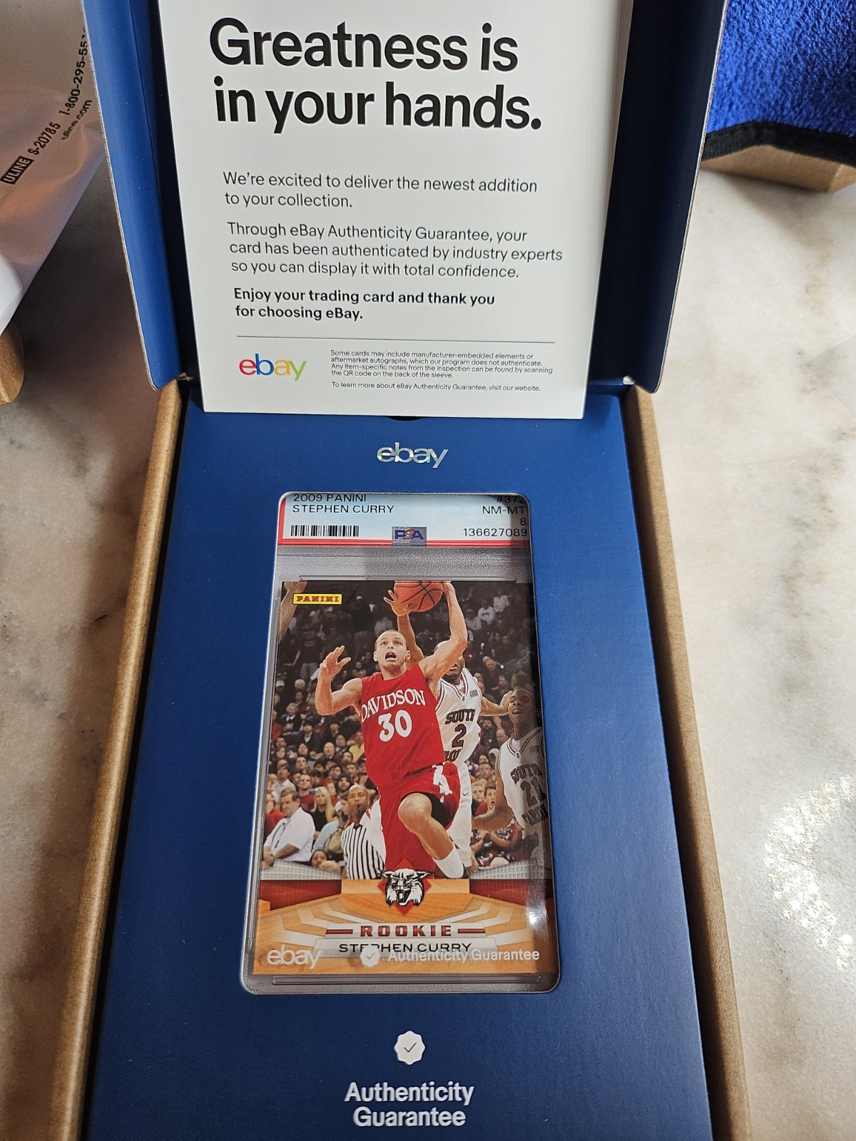 Panini 2009-10 Stephen Curry #372 Rookie PSA 8 NM-MT Basketball Card view 3