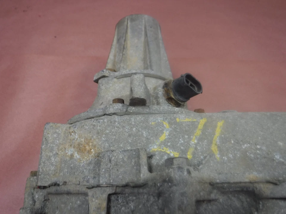 Chevrolet S10 Blazer GMC S15 Sonoma  88-92 NP231 Transfer Case 4.3 V6 15568079 - Image 4 of 4