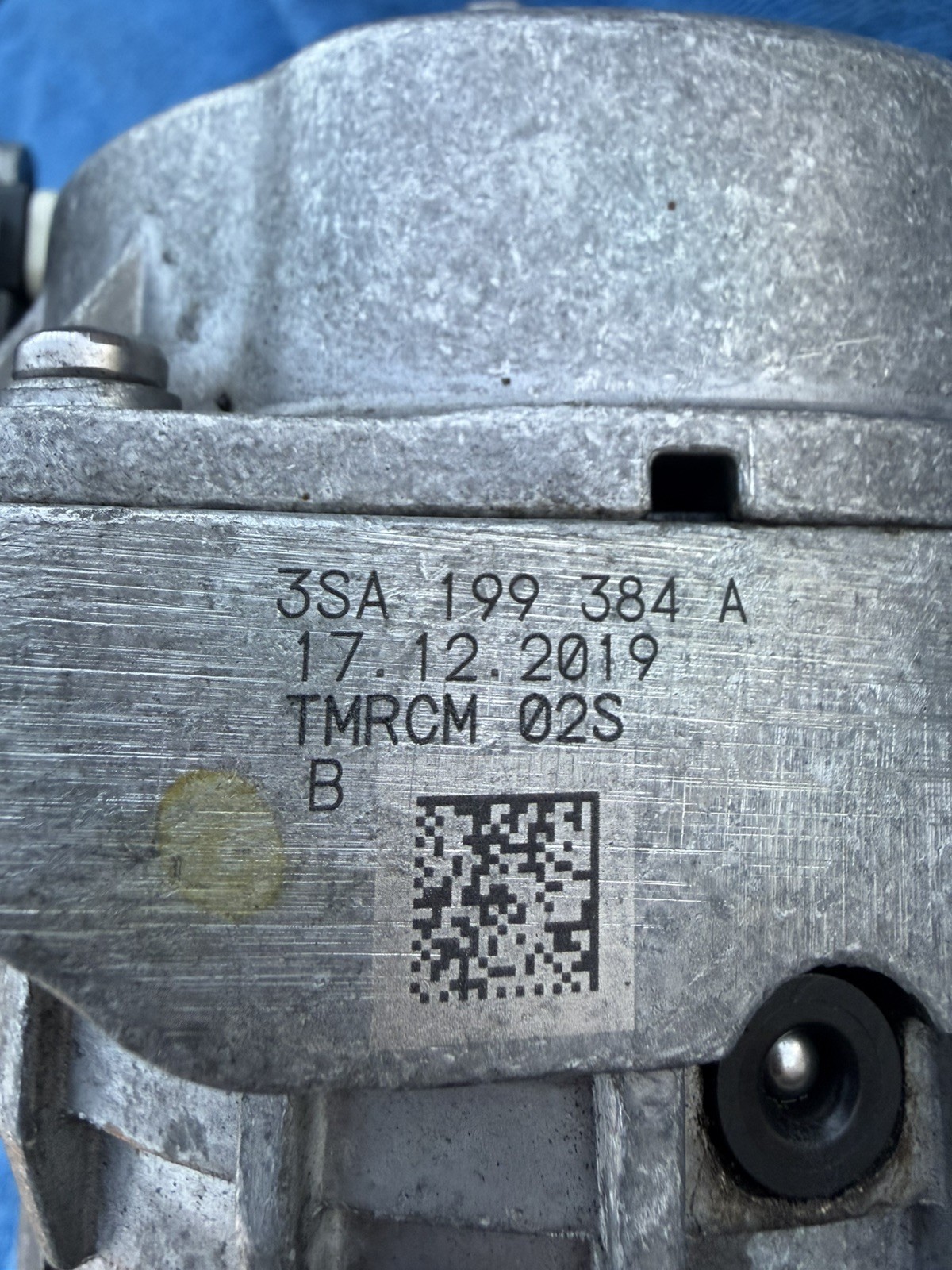 BENTLEY ACTIVE ENGINE MOUNT RIGHT SIDE 3SA199384A OEM