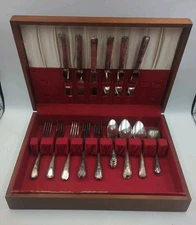Vintage Set Of 25 WM Rogers Mfg Co AA IS Silverplated Flatware, Forks, Spoons