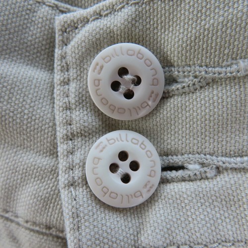 Billabong Cargo Shorts Mens Adult Size 10 Beige Double Button Walk Skate Casual - Picture 4 of 12