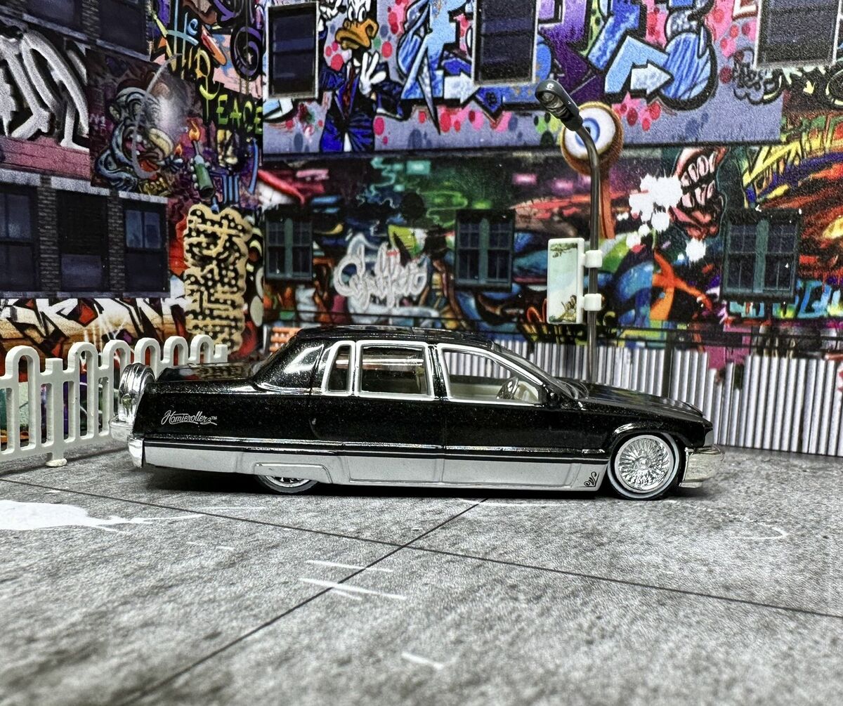 Homies Jada HOMIE Rollerz 1:64 '95 Cadillac Fleetwood Homies Jada HOMIE Rollerz 1:64 '95 Cadillac Fleetwood