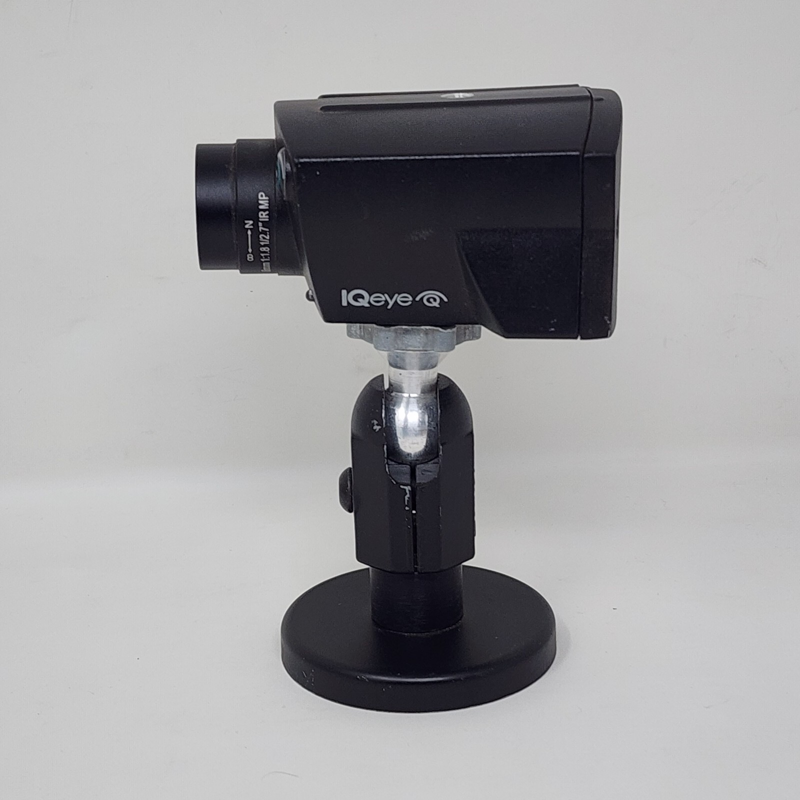 IQeye Security Camera 8MM Lens Bosch Invision Black 1Q032SI-F7 Tested