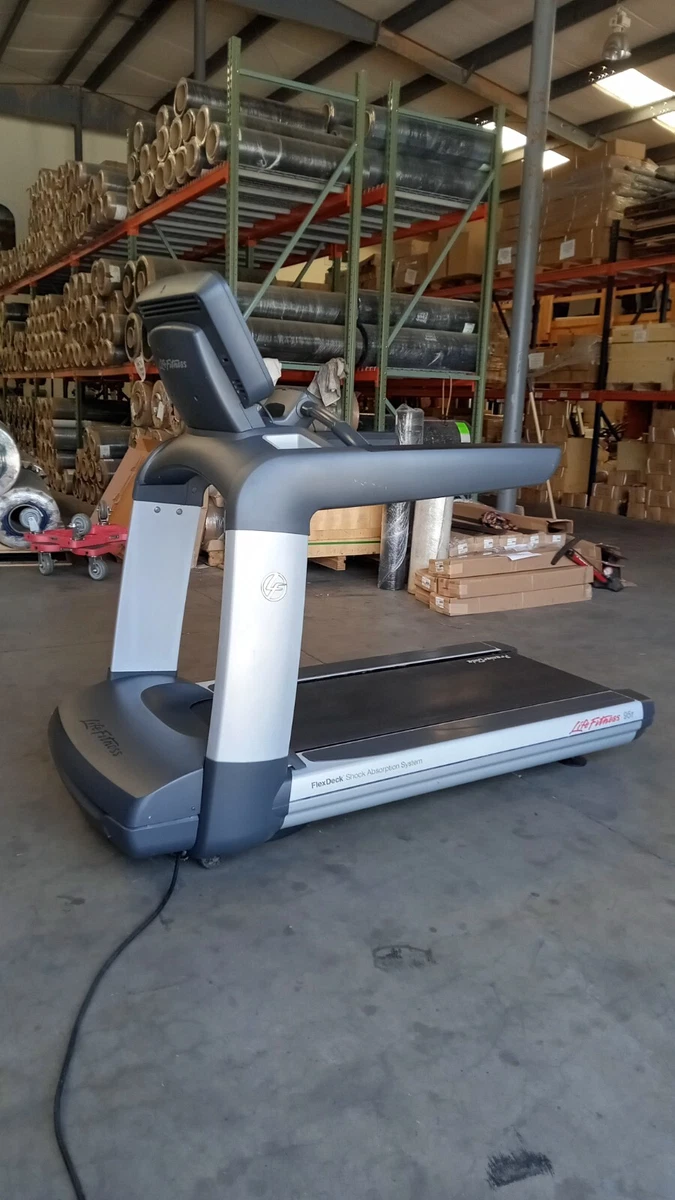 Life Fitness 95T Elevation Series Treadmill USED