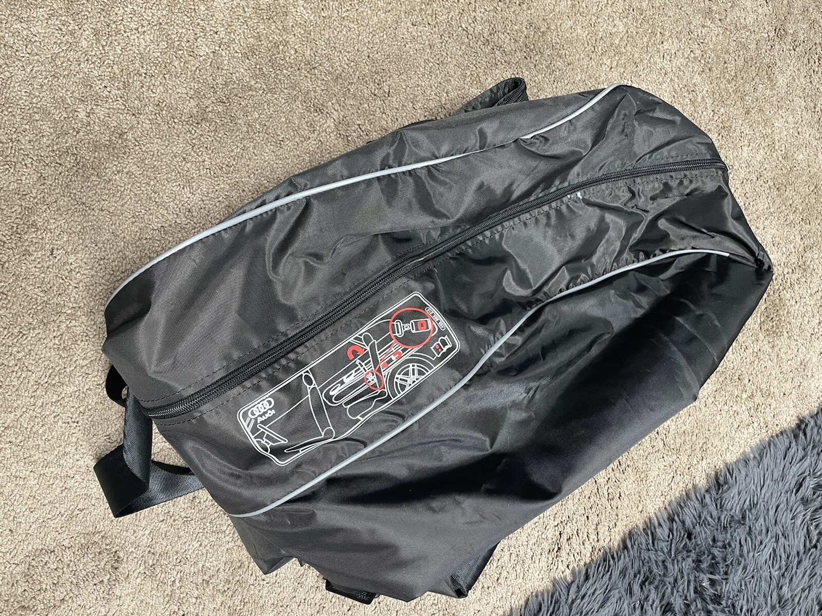 Audi Q3 A6 Ski Bag Snowboard Bag Ski Bag Ski Bag Waterproof 4G5885215