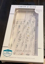 Carson & Quinn Protective Case for iPhone 12/12 Pro 6.1" - Dainty Botanical