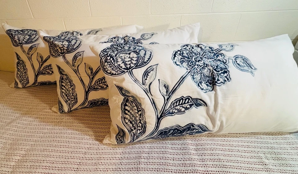 Croscill 3 fundas de almohada bordadas hojas florales azul blanco 36x20 tamaño king Foto 3 de 4