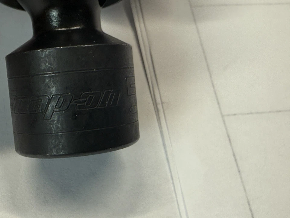 Snap-On SAE 3/8" drive 5/8 6-point Shallow Swivel Impact socket new - Image 4 of 4