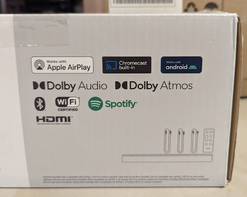 Barra de sonido inteligente Bose 550 con altavoz Dolby Atmos Foto 3 de 3