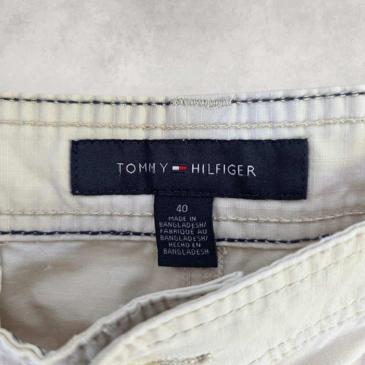 Tommy Hilfiger Cargo Shorts Mens W41 Beige Cream Utility Casual Summer image 4