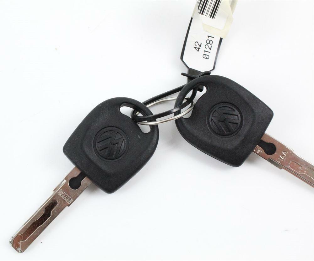 Genuine VW 7H0898167 Left Door Lock Cylinder & 2 Keys for T5