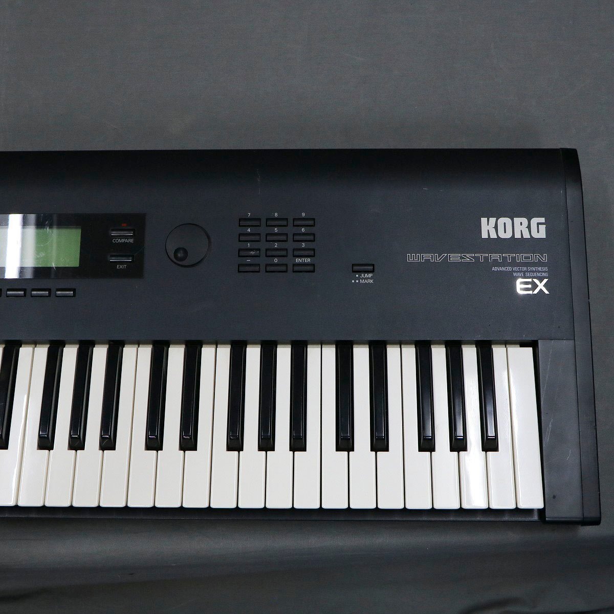 KORG WAVESTATION EX Keyboard Synthesizer with many cards included