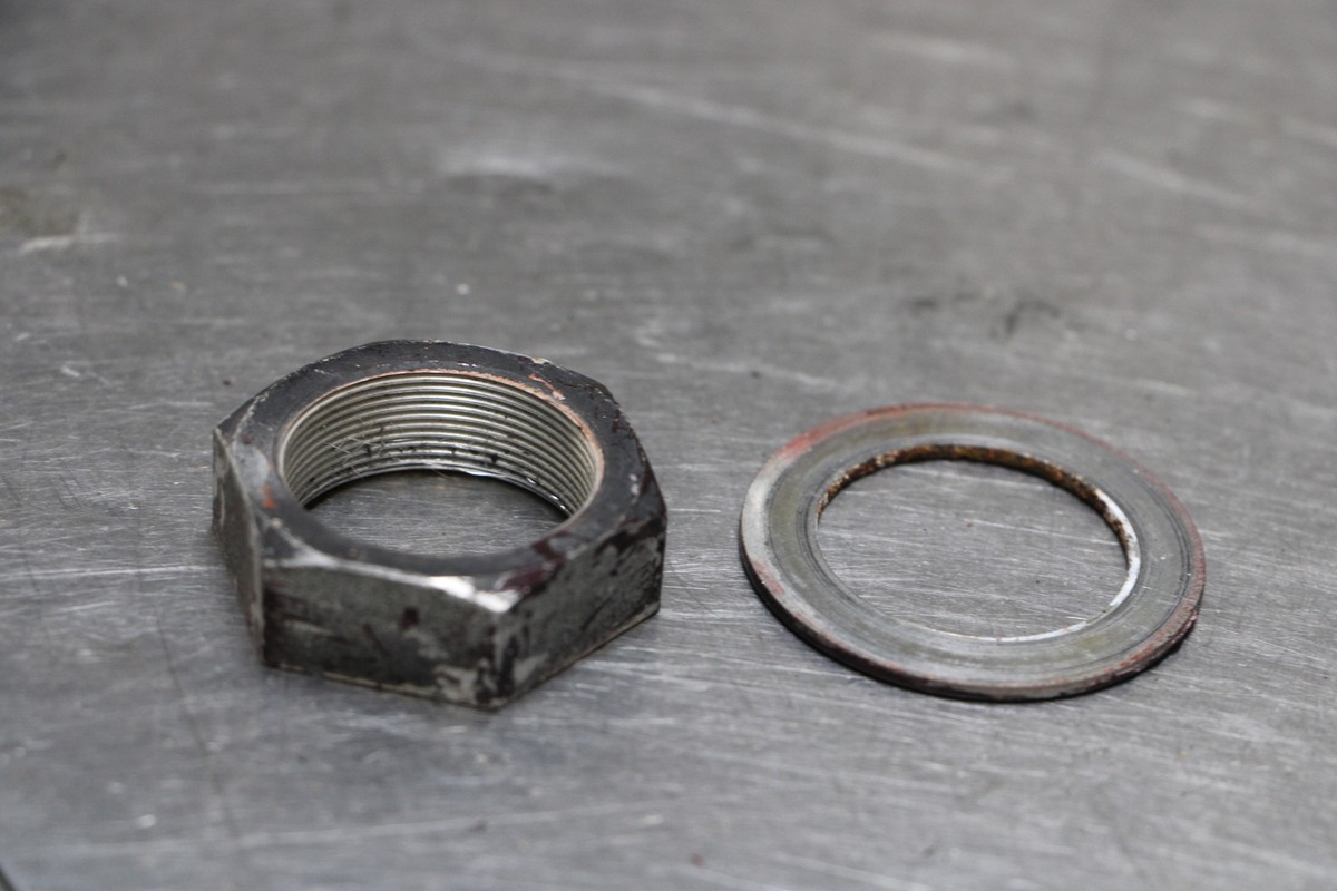 より S 07-08 Kawasaki Ninja ZX6R ZX-6R Triple Tree Steering Nut | eBay