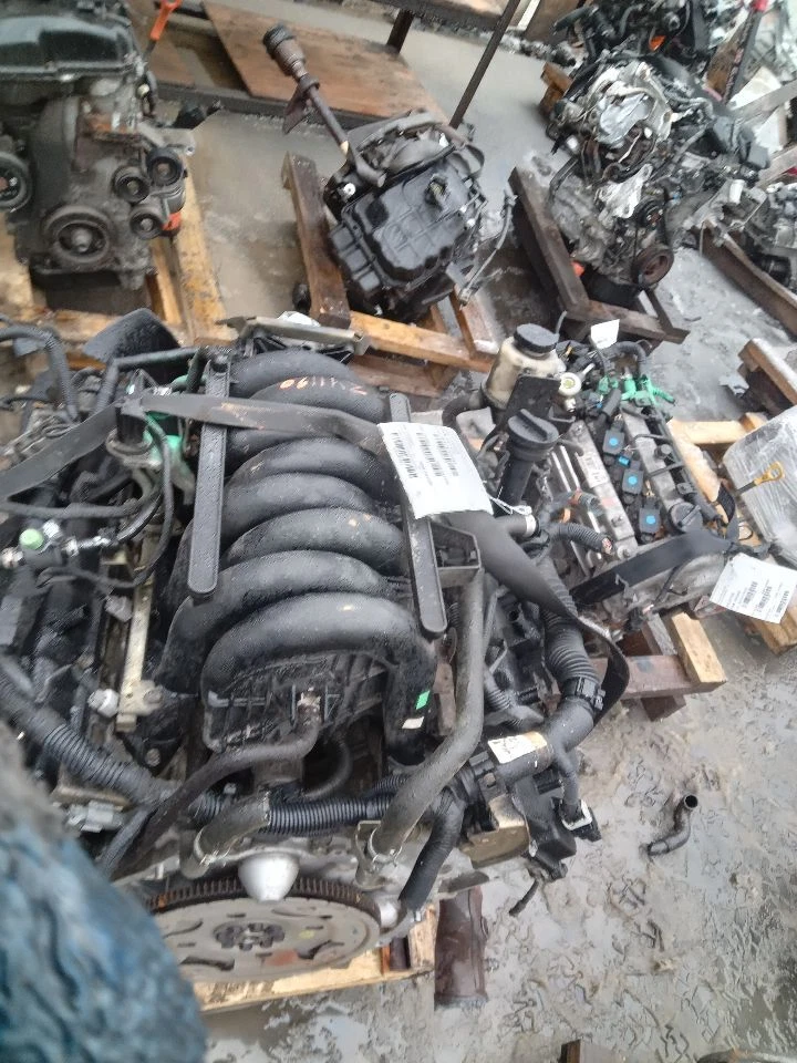 Used Engine Complete Assembly fits: 2006 Nissan Armada 5.6L VIN A 4th digit VK56 Foto 3 de 4