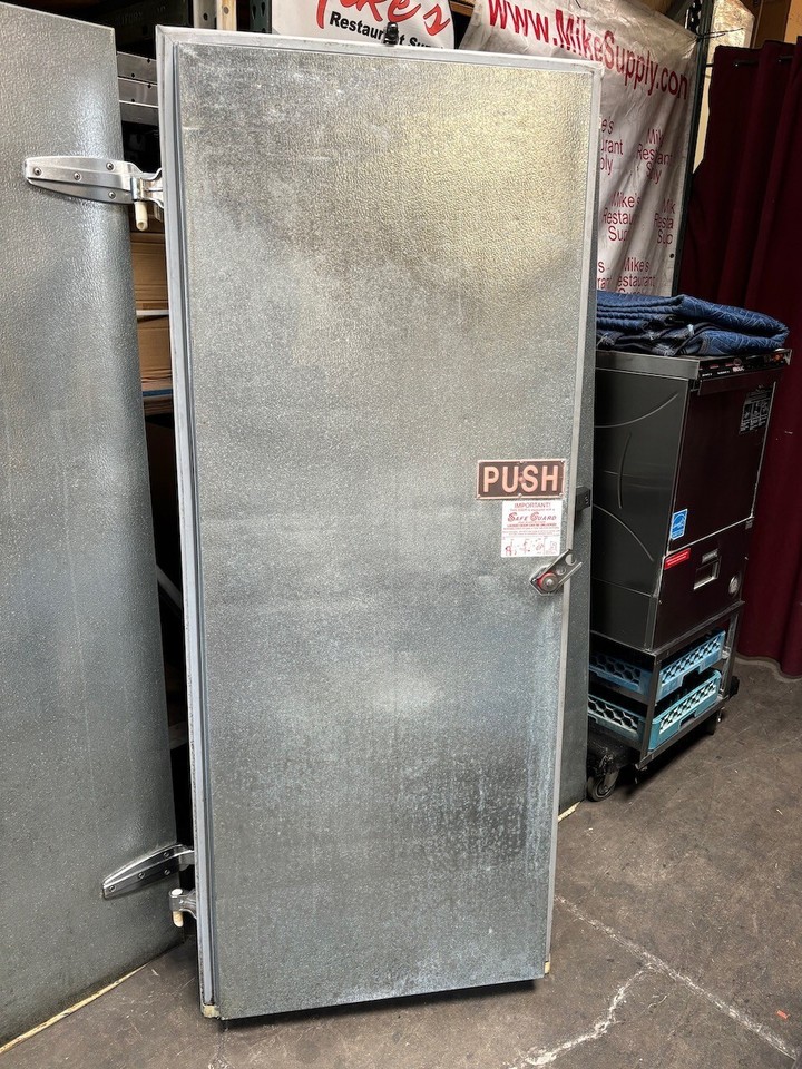 32" x 771/2" Walk In Cooler Freezer Entry Door Left Hinge Heavy Duty