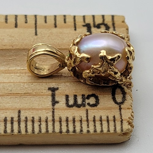 14K Yellow Gold Mabe Pearl Pendant 16mm Total Length - Picture 10 of 10