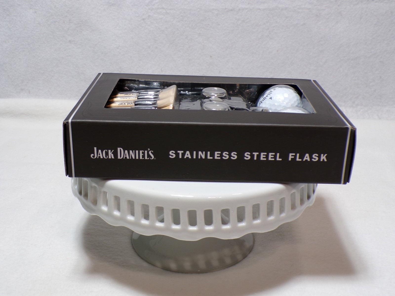 Jack Daniels Leather Wrapped Stainless Steel Flask W/Golf Balls & Tees. NIB