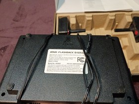 Atari Flashback 8 Gold Deluxe HD Console Wireless Controllers - Gold Used