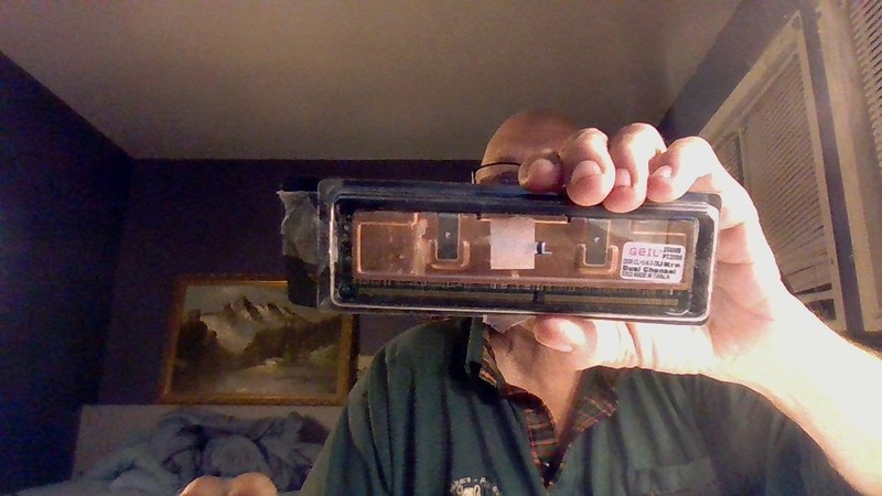 Geil 256mb pc3200 03Q2 MADE IN TAWAIN