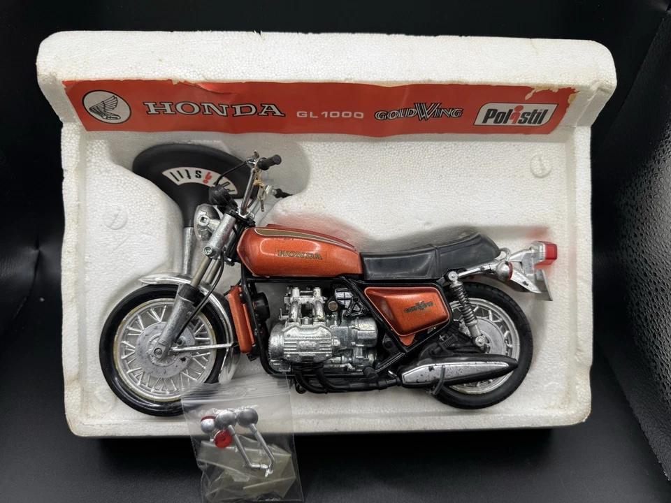 POLISTIL 1:10 HONDA GL 1000 GOLD WING Nuova con scatola e chiavetta originale !! - Immagine 3 di 4