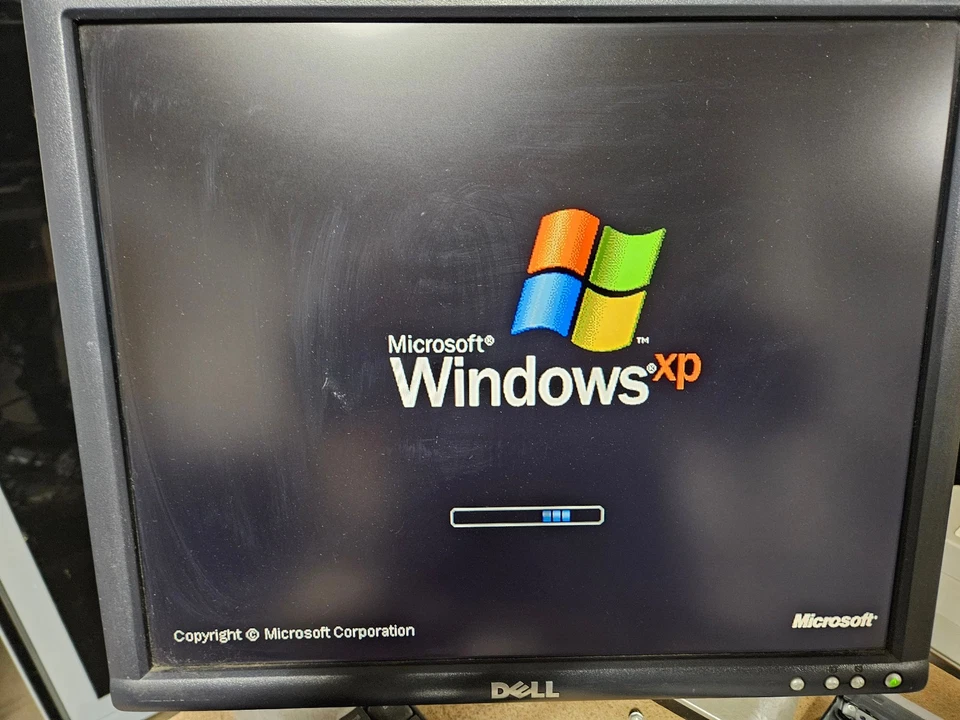 Shuttle XPC XP Retro Computer Pentium 4 2.26GHz 2GB Ram 200GB HD - Image 4 of 4