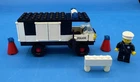 VINTAGE LEGO CITY SET 6681 POLICE VAN - 100% COMPLETE - 1981 RELEASE