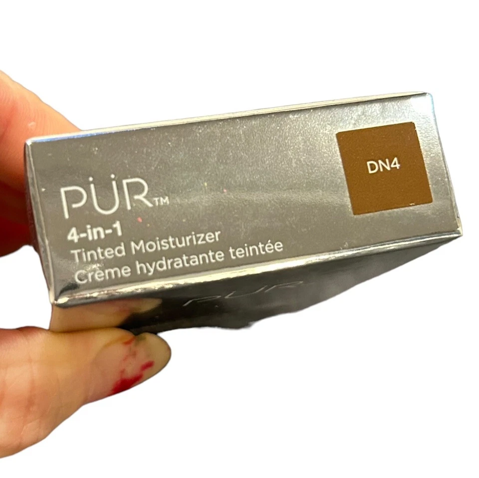 PUR 4-In-1 Tinted Moisturizer Broad Spectrum SPF 20 Shade DN4 New In Box Sealed - Image 3 of 4