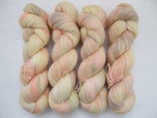 Hand dyed 100 Wool yarn, 400 g 4 skeins x 100g 