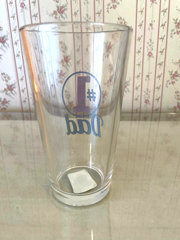 Vaso de pinta #1 Dad Pub Foto 3 de 4