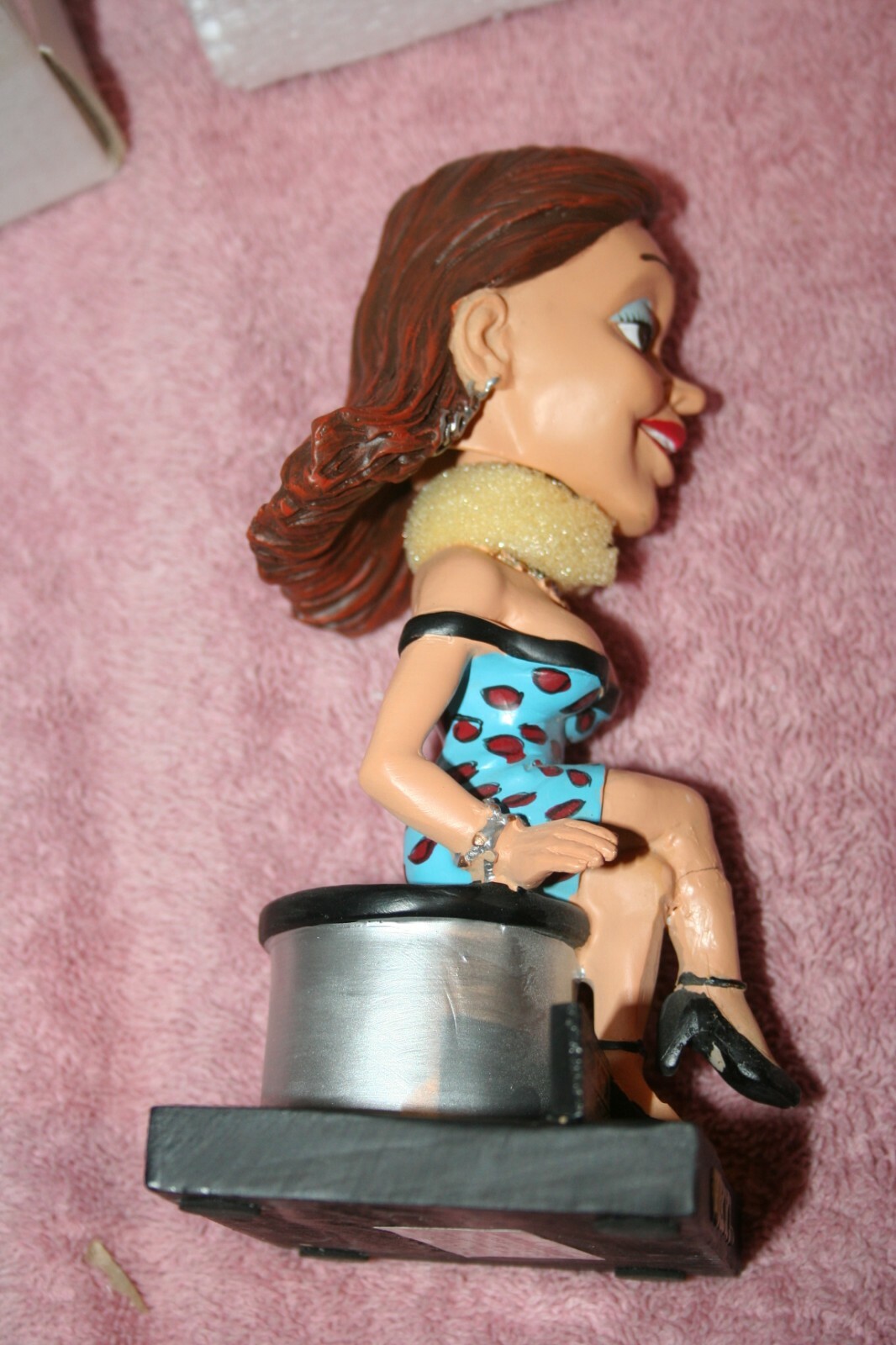 Picture 4 of 6