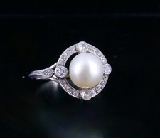 Bague Or 18 Carats Avec Perle Et Diamants 0.08 Carat - 2.13 Grammes - Magnifique Bijou Occasion