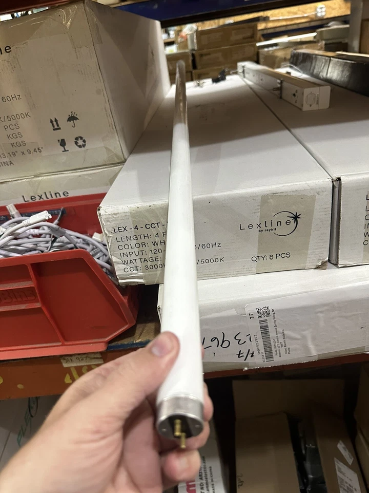 PACK 25 F32T8/HL830 32 vatios 3000K 4 pies lámpara fluorescente lineal marca Narva Foto 4 de 4