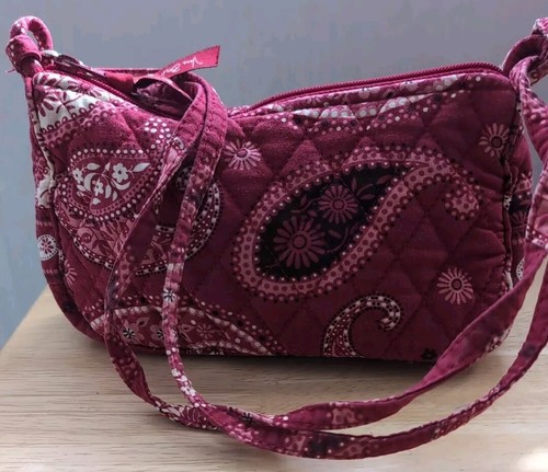 Vera Bradley SMALL Mesa Red Paisley Crossbody Handbag/Purse 8 x 5 x 2.5 Inches - Picture 3 of 11