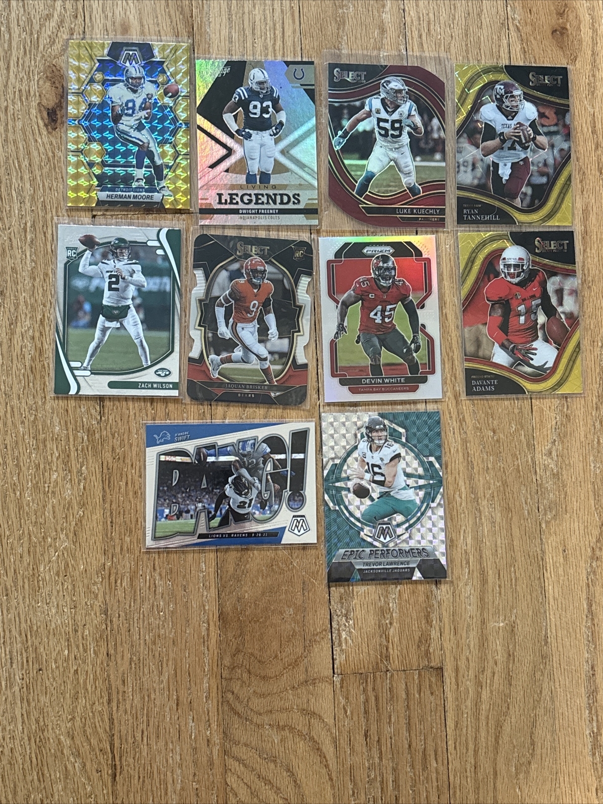 HUGE FOOTBALL LOT 100 Cards Rookies, Variations, Parallels, Autos