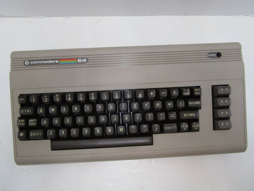 COMMODORE 64 COMPUTER 250407 HEATSINKS IC CERAMIC TESTED AND WORKING LOT #47
